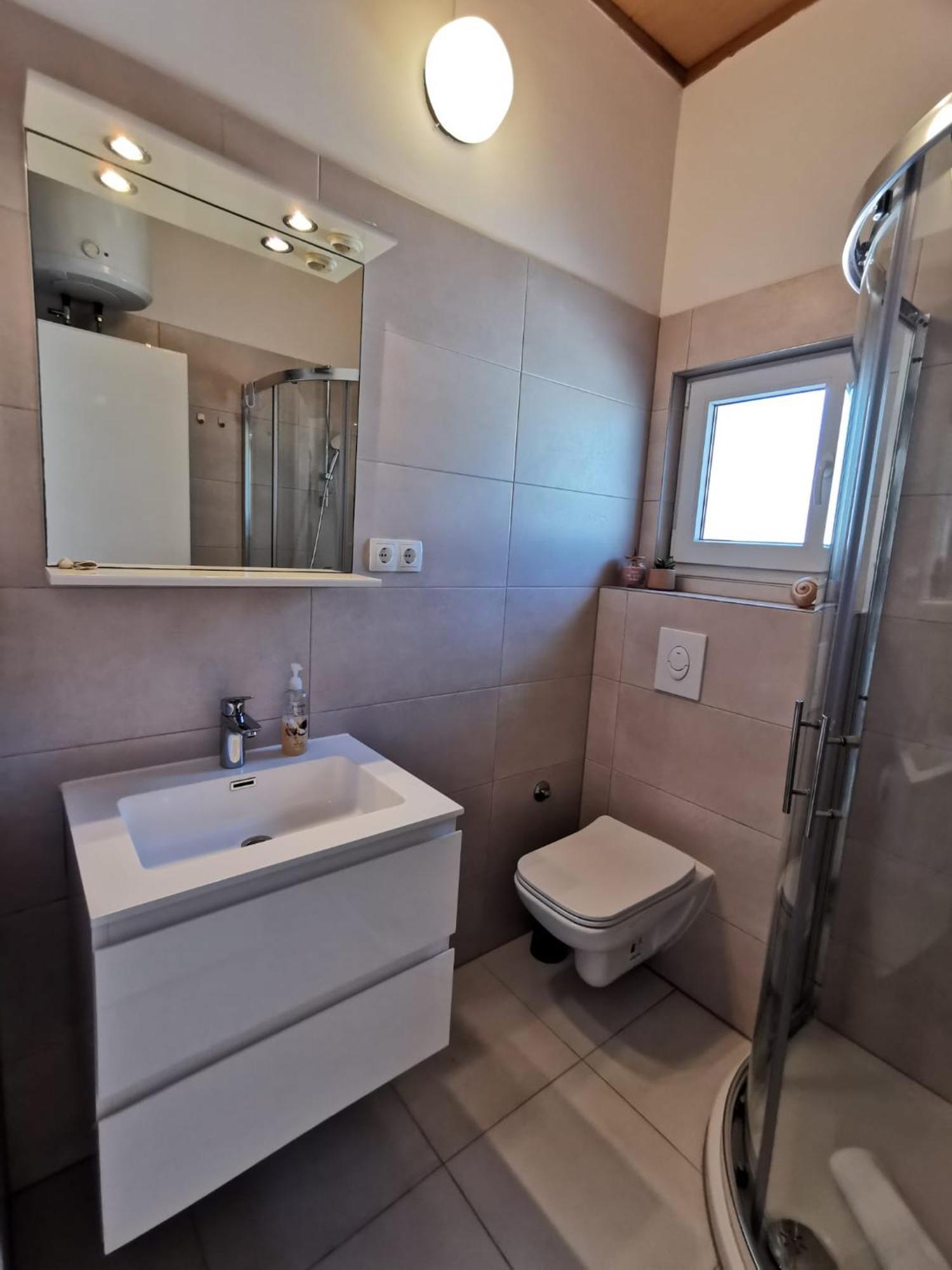 Apartmani Vana 1 Tribalj Exteriör bild